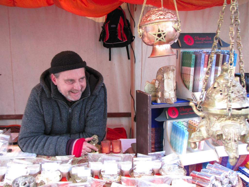 BK_blosengelmarkt181111 20_jpg-1321629106