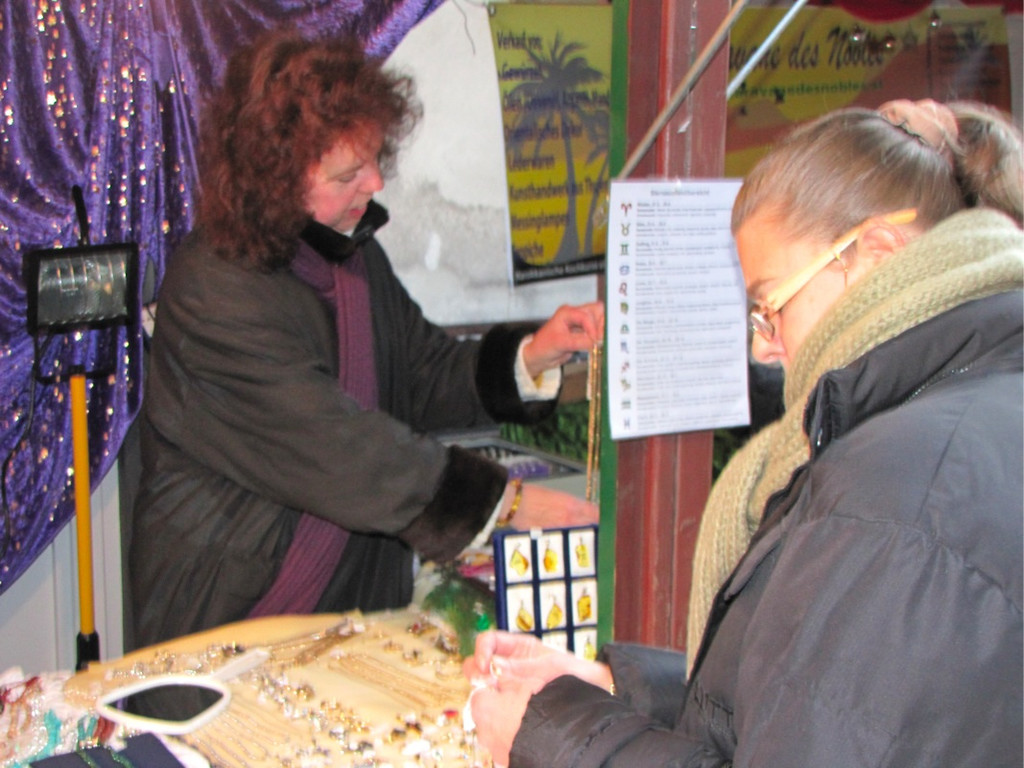 BK_blosengelmarkt181111 43_jpg-1321629409