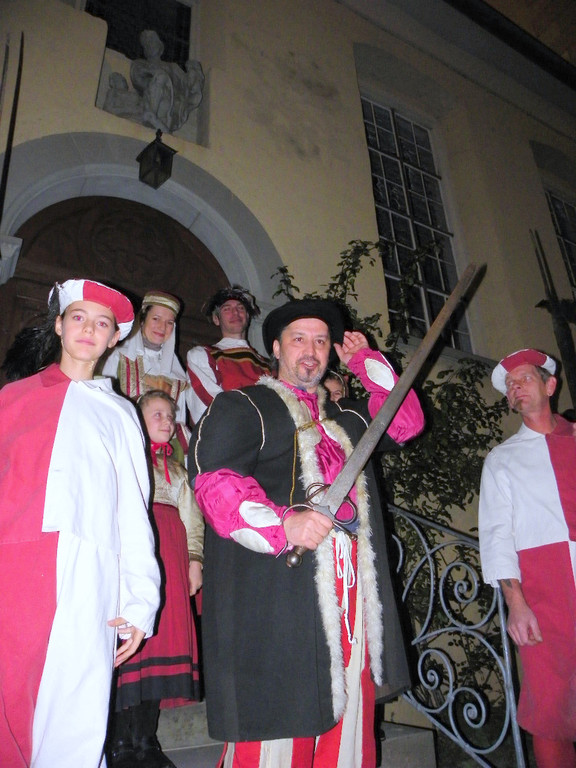 107_6887_jpg-1321721491