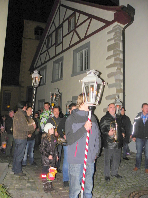 107_6893_jpg-1321721509