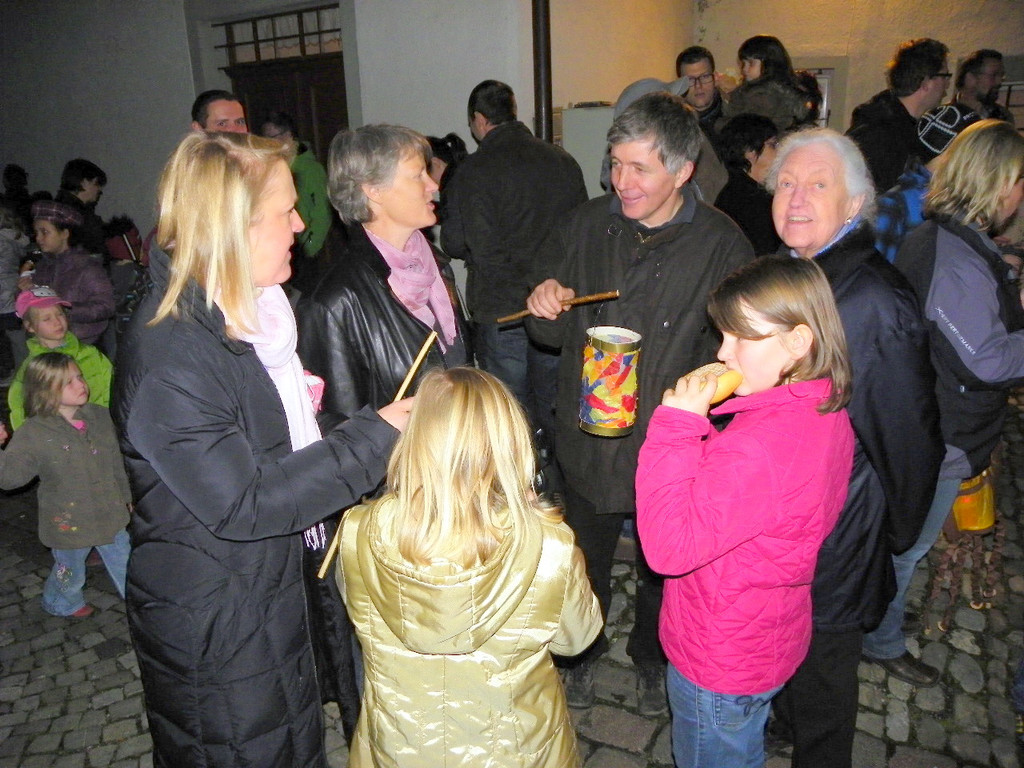 107_6952_jpg-1321721555