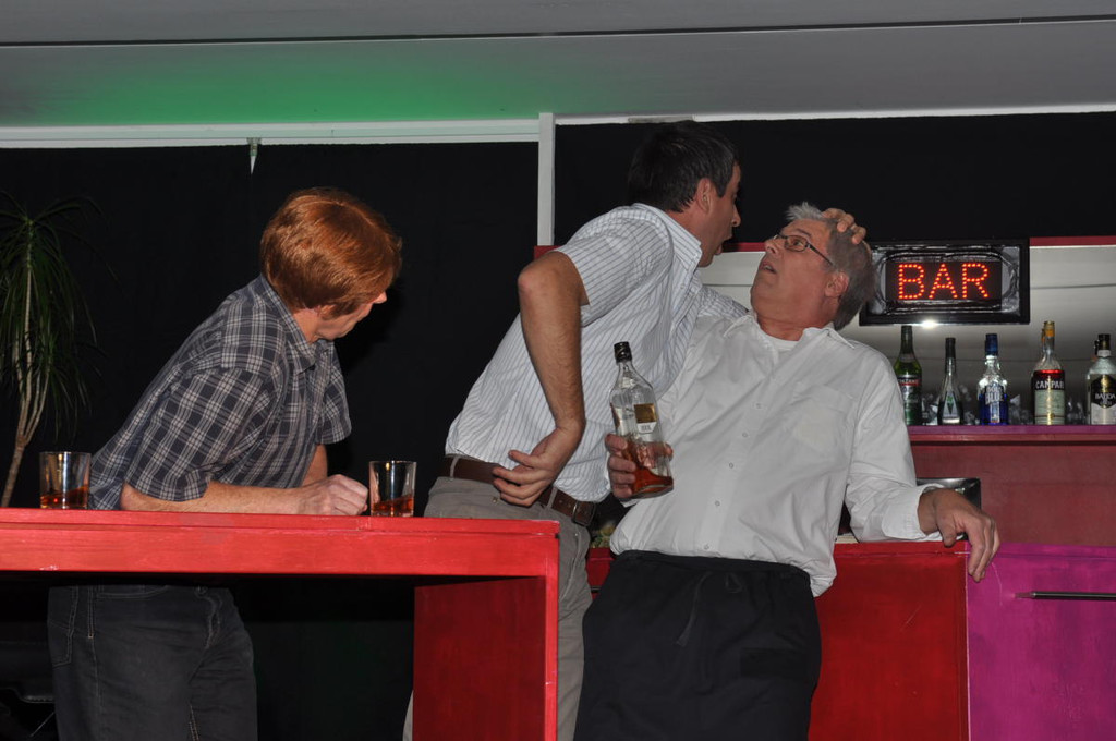 TheaterM__der27.JPG