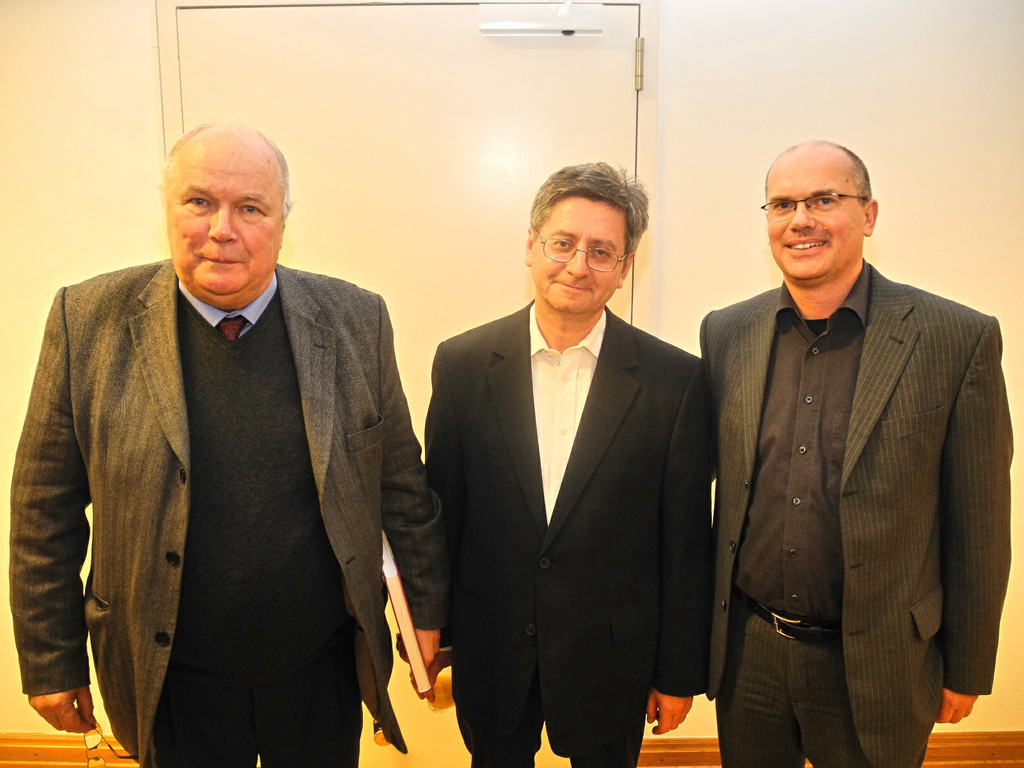 DSCN7830_jpg-1321797576