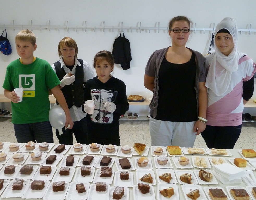 7Buffet2_jpg-1321808285