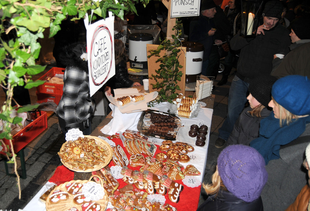 Adventmarkt H__chst 27_11_2010 39_jpg-1321816651
