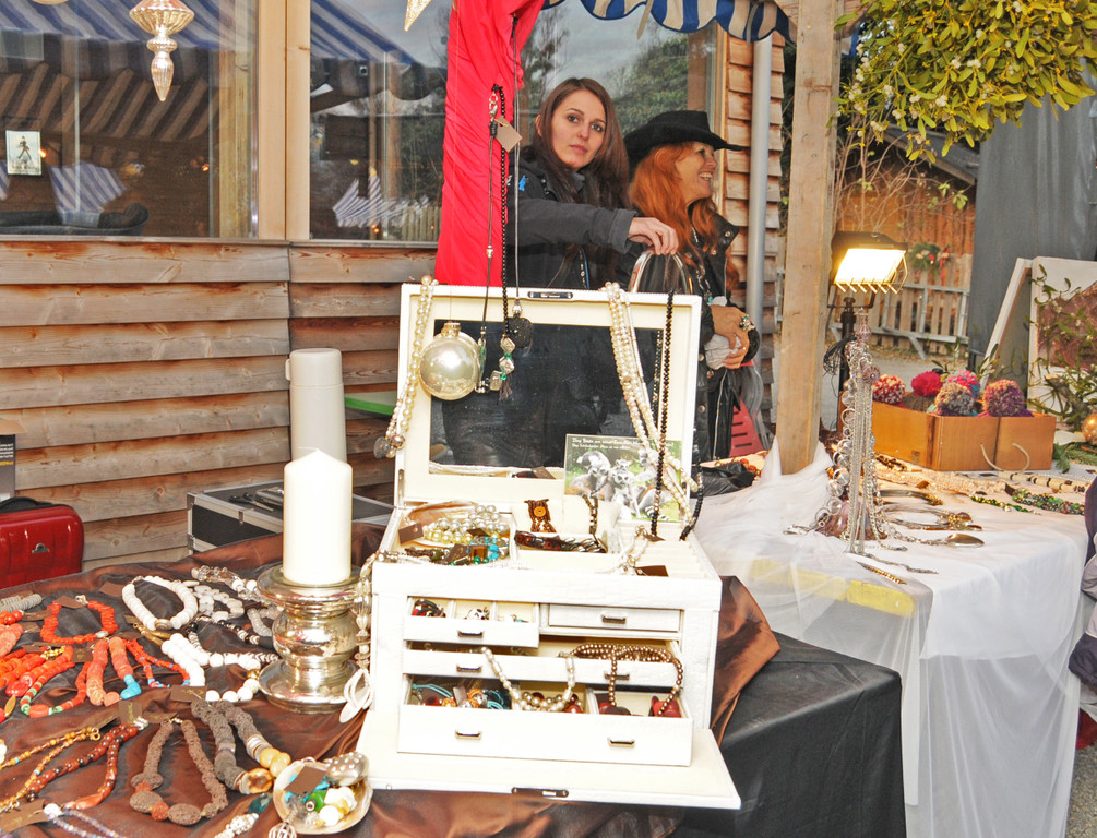 Western-Advent 20_11_2011 22_jpg-1321818481
