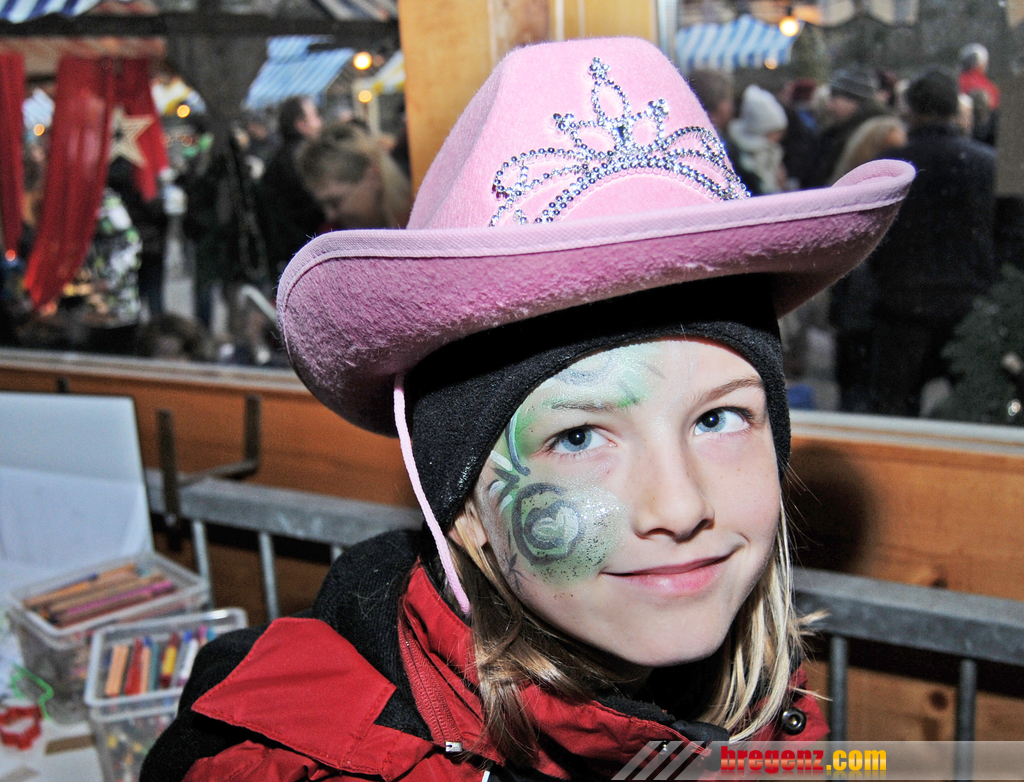 Western-Advent 20_11_2011 45_jpg-1321821093.jpg