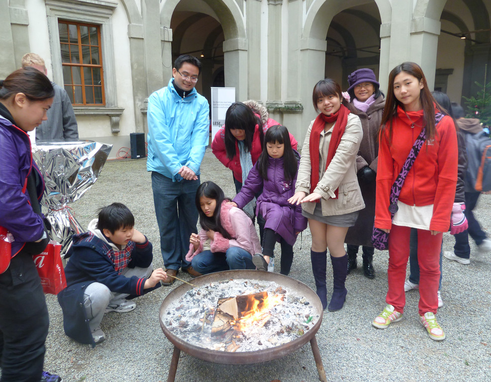 Basar10_jpg-1321823693