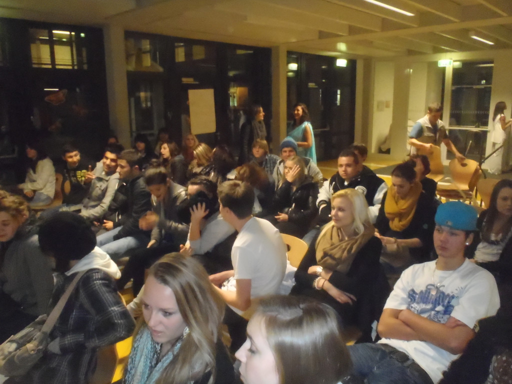 PB181324_JPG-1321875804