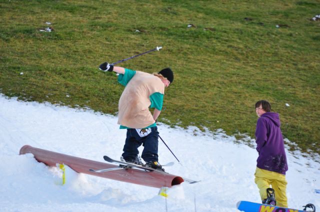 normal_20112011skifahrenmbaktivnews003.JPG