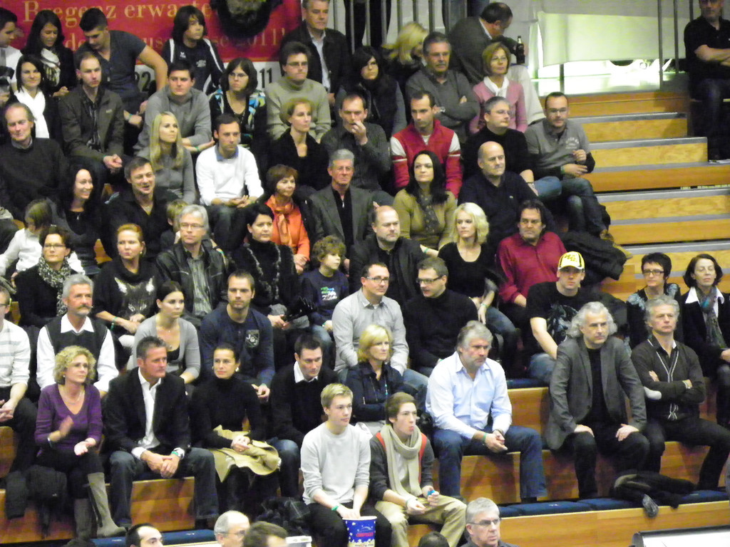 113_2123_JPG-1322176013