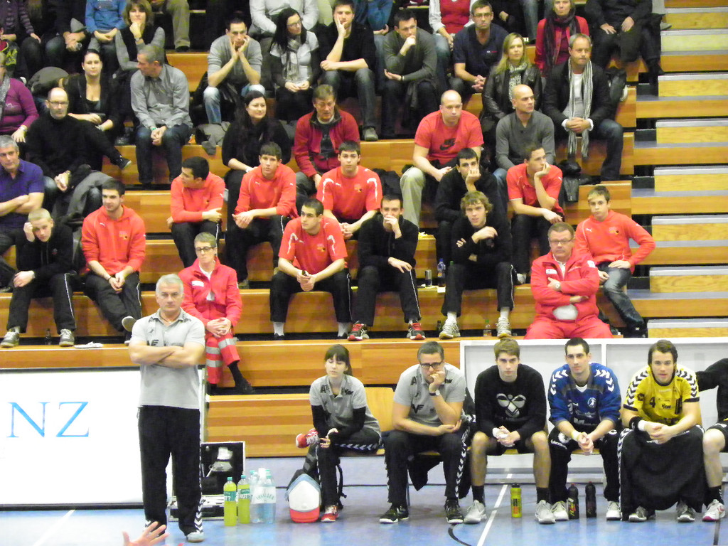 113_2119_JPG-1322175991