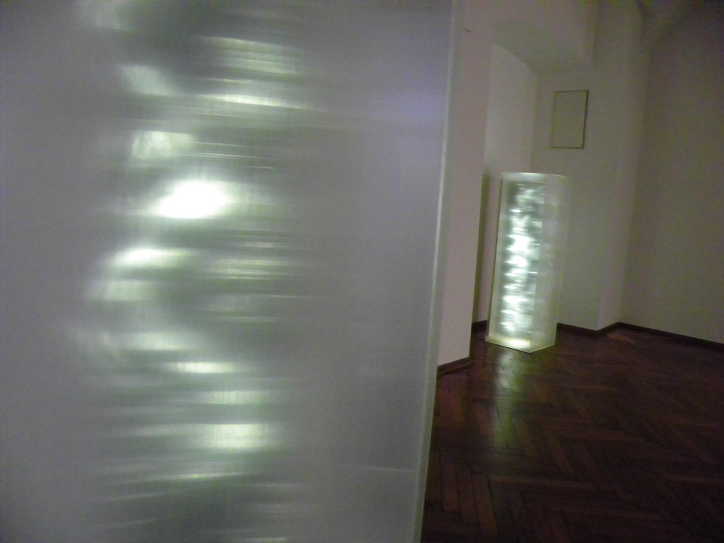 113_2090_JPG-1322179916