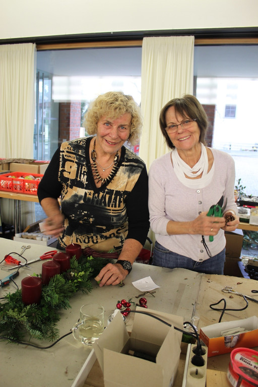 Pfarre Adventkranzaktion 25-11-2011 _20__jpg-1322240571