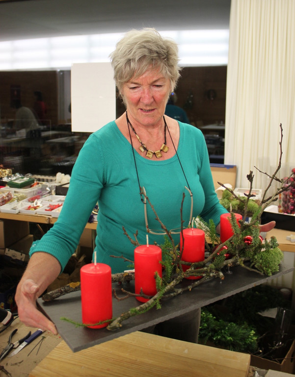 Pfarre Adventkranzaktion 25-11-2011 _15__jpg-1322240544