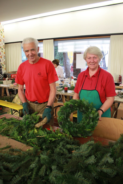 Pfarre Adventkranzaktion 25-11-2011 _25__jpg-1322240601