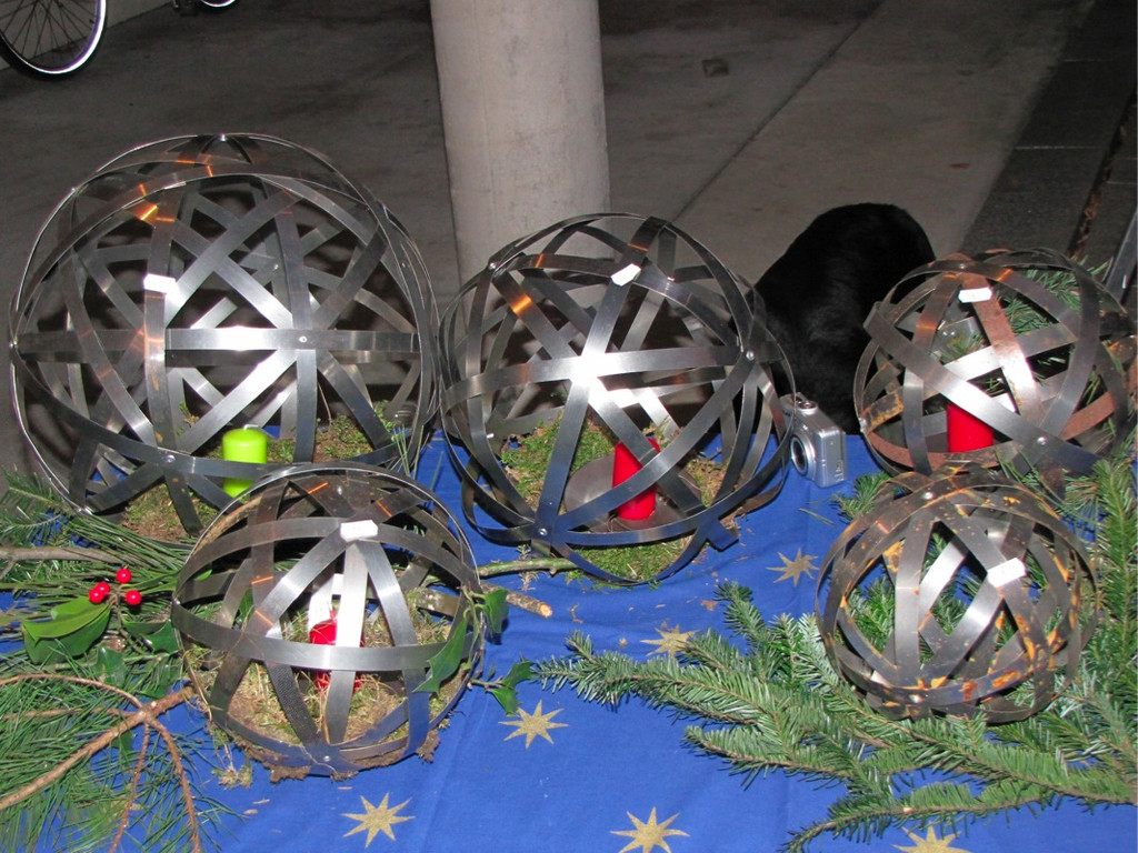 BK_adventbasar_haus_nofels 12_jpg-1322253339