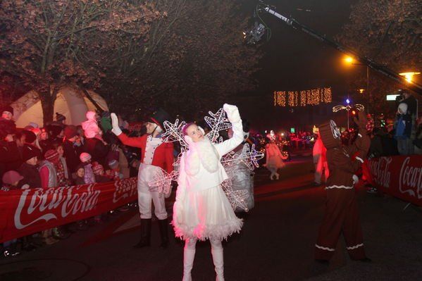 normal_25112011fmt_coketruck_fm_07.jpg