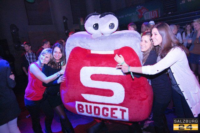 s-budget-party-im-republic.jpg
