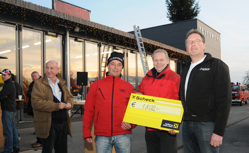 Feuerwehrbaum Fu__ach 26_11_2011 51_jpg-1322384283