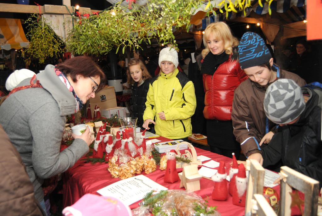 Markt H__chst 26_11_2011 93_jpg-1322390055
