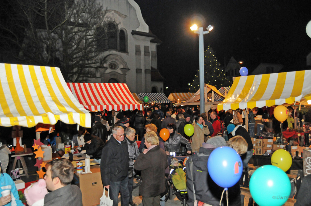 Markt H__chst 26_11_2011 99_jpg-1322390097