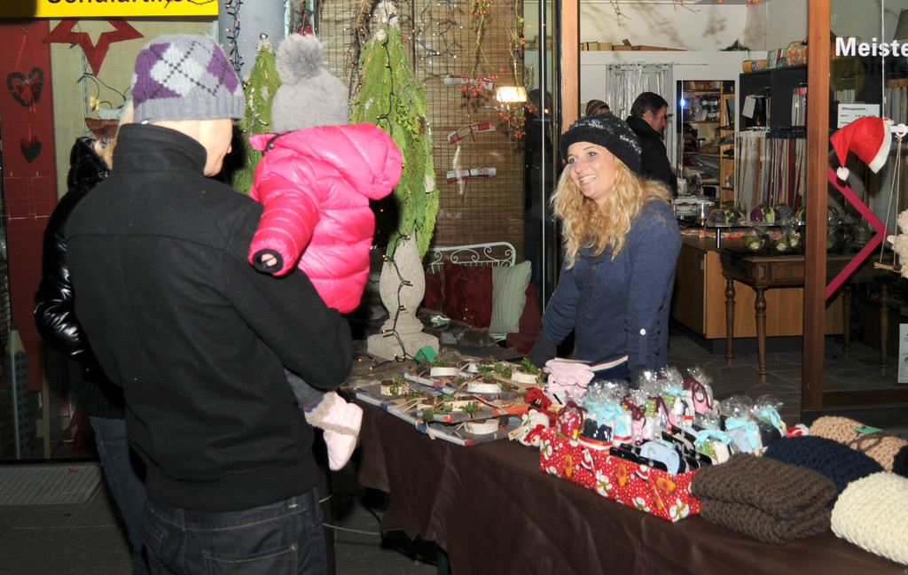 Markt H__chst 26_11_2011 103_jpg-1322390122