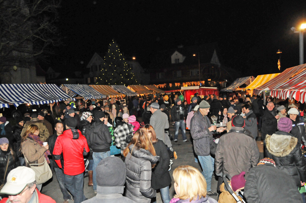 Markt H__chst 26_11_2011 119_jpg-1322390165