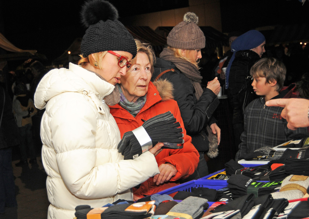 Markt H__chst 26_11_2011 132_jpg-1322390236