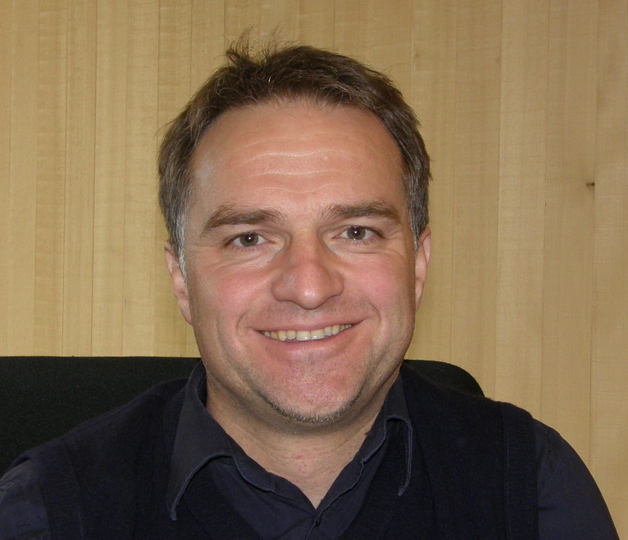 PortrElbs_JPG-1322394024