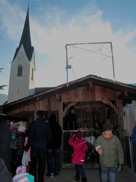 BK_adventmarkt_mit_nikolobesuch_gisingen 7_jpg-1322425177