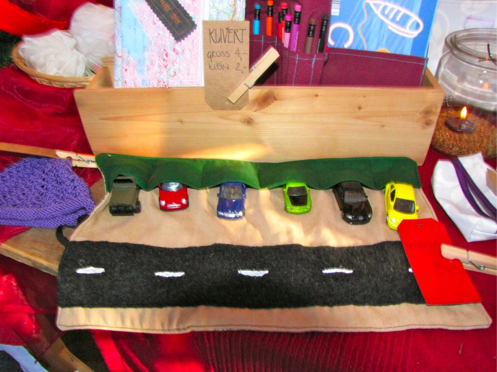 BK_adventmarkt_mit_nikolobesuch_gisingen 12_jpg-1322425211