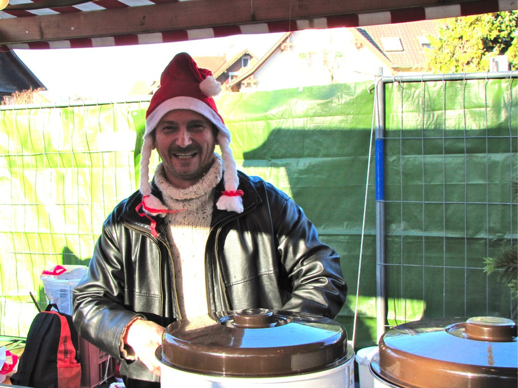 BK_adventmarkt_mit_nikolobesuch_gisingen 29_jpg-1322425339