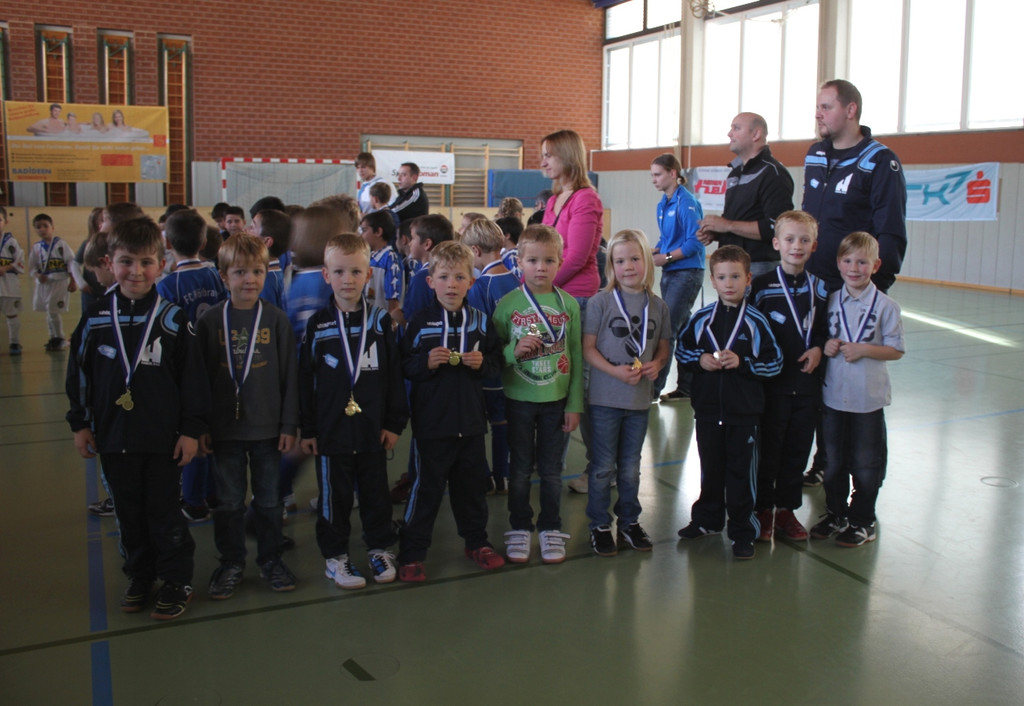 Fu__ball Nachwuchs U 7 HALLE 27-11-2011 _9__jpg-1322429620