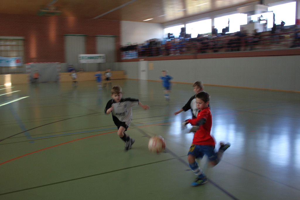 Fu__ball Nachwuchs U 9 HALLE 27-11-2011 _14__jpg-1322429674