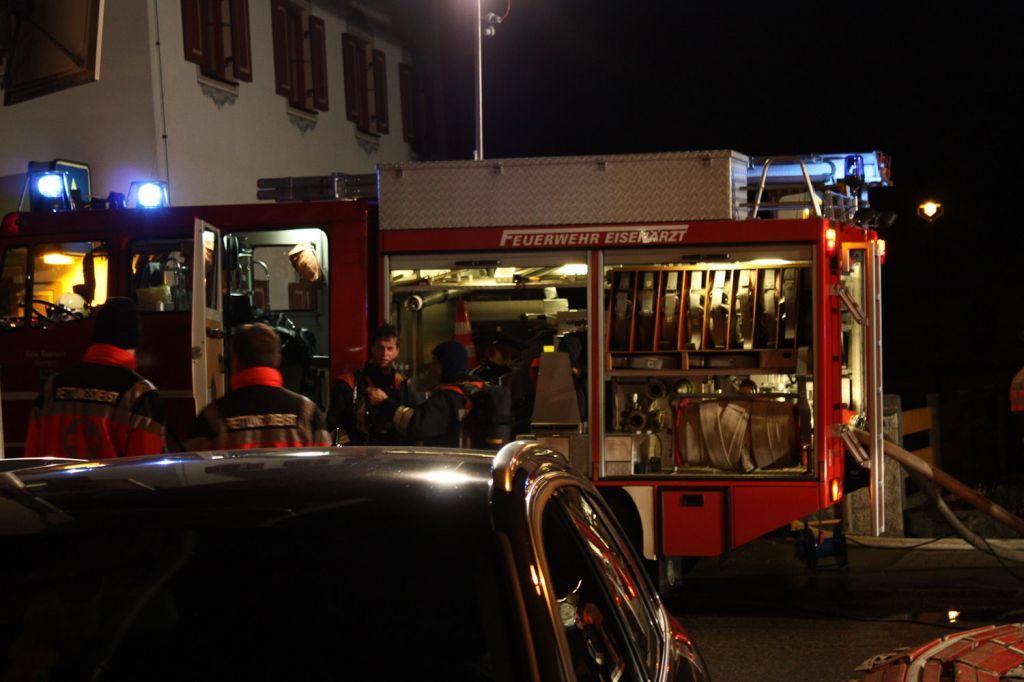 normal_27112011wtdachstuhlbrandaktivnews24.jpg