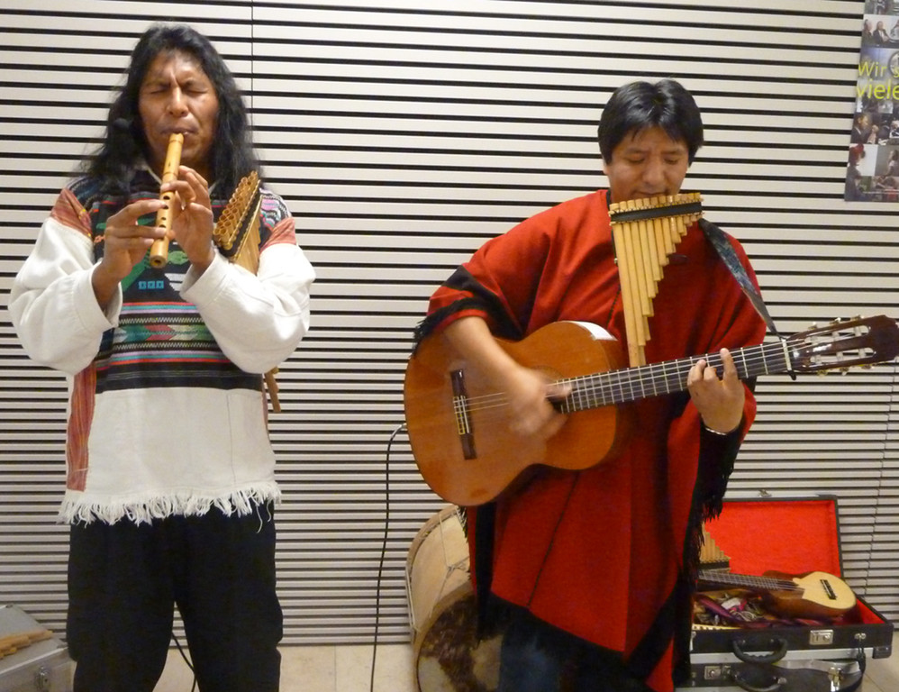 Empfang25Musik_jpg-1322488988