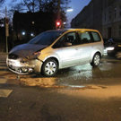 Unfall vor dem Feuerwehrhaus in wiener Neustadt