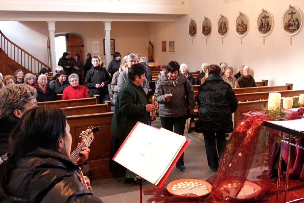 BK_Ortsb__uerinnen Advent 3_jpg-1322651037