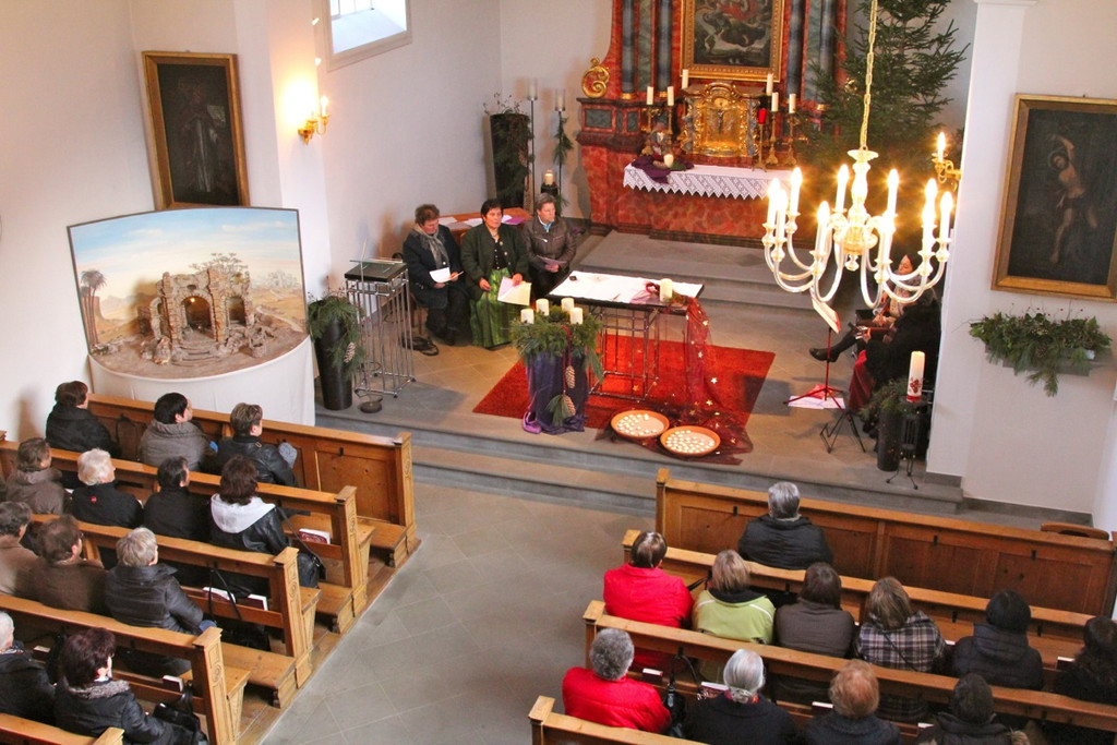 BK_Ortsb__uerinnen Advent 9_jpg-1322651078