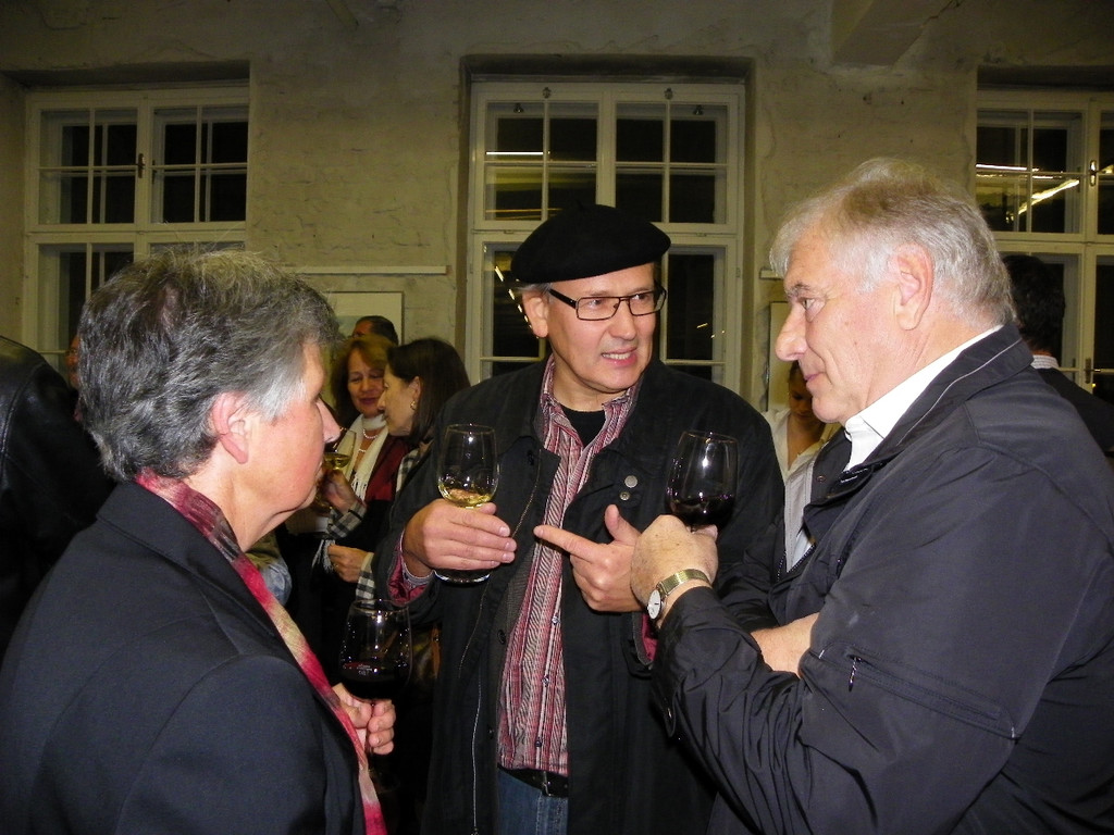 112_9991_JPG-1322687905