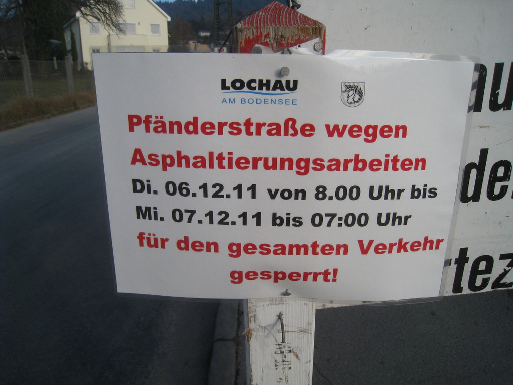 Gehsteig Pfaenderstra__e vor Asphaltierung 2011 _10__jpg-1322749248