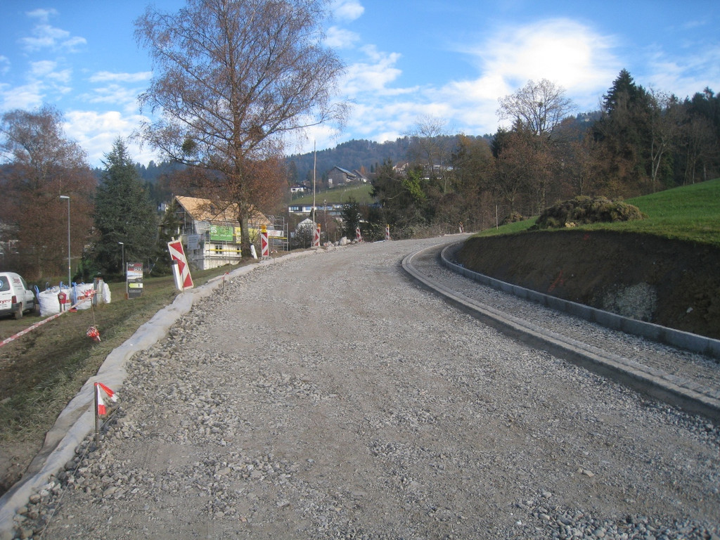 Gehsteig Pfaenderstra__e vor Asphaltierung 2011 _16__jpg-1322749278