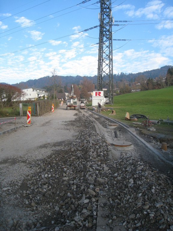 Gehsteig Pfaenderstra__e vor Asphaltierung 2011 _12__jpg-1322749257