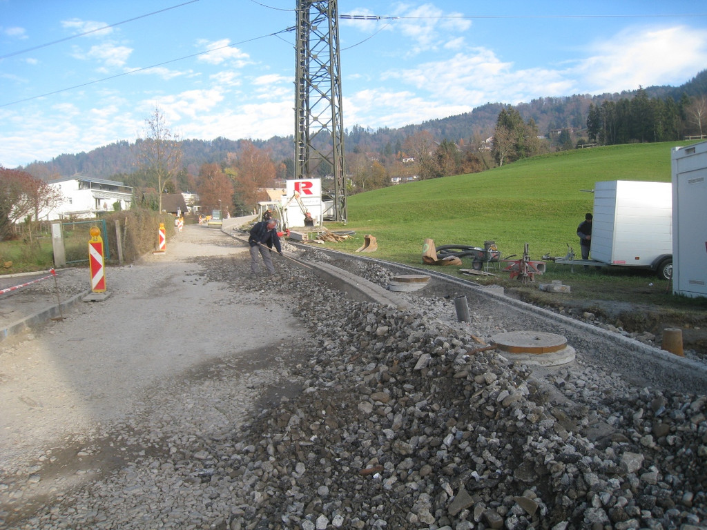 Gehsteig Pfaenderstra__e vor Asphaltierung 2011 _8__jpg-1322749236