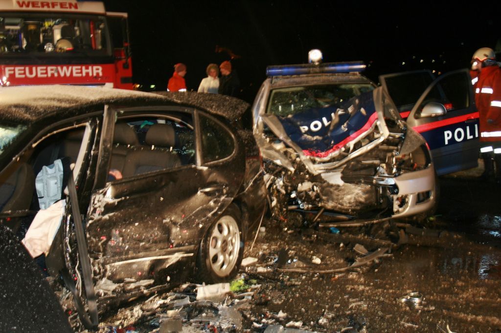 Polizeiauto_aktivnews.JPG