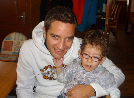 dtm champ timo scheidermit dem kleinen joshua-by sdh.jpg