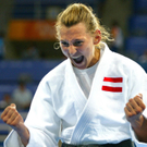Claudia Heill, März 2011: Die 29 Jahre alte Judoka aus Wien, Olympia-Zweite von Athen 2004, stürzte aus dem sechsten Stock eines