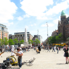 Kalverstraat in Amsterdam / Niederlande: Traditionell und bodenständig präsentiert sich die Kalverstraat in der niederländischen