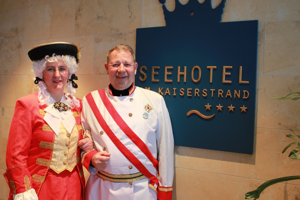 SeehotelAmKaiserstrand_Kaiserball 2011 _3__jpg-1322852900